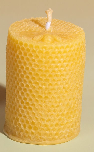Beeswax Candle
Honeycomb candle
